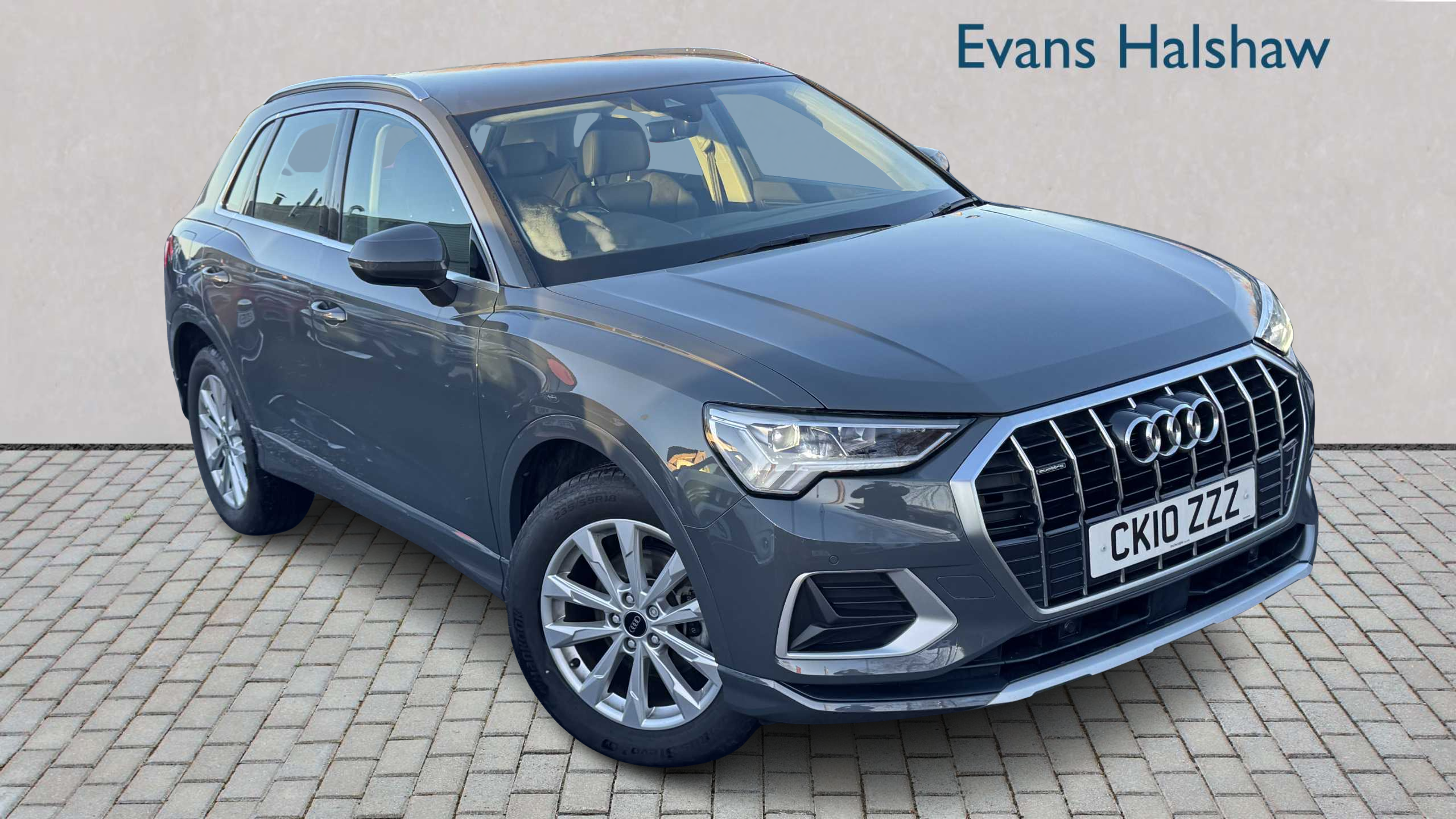 Main listing image - Audi Q3