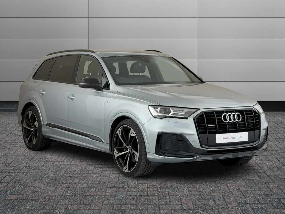 Main listing image - Audi Q7