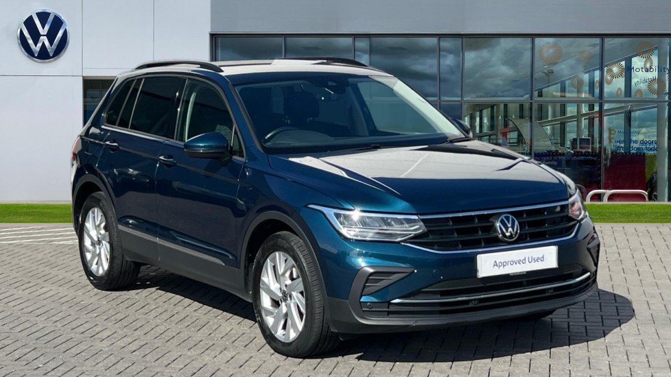 Main listing image - Volkswagen Tiguan