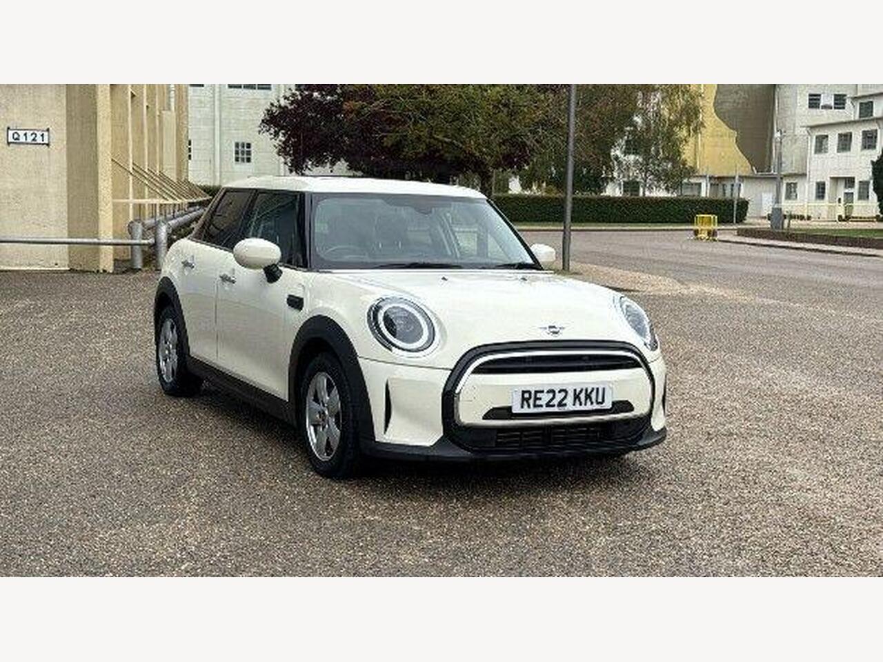 Main listing image - MINI Hatchback 5dr