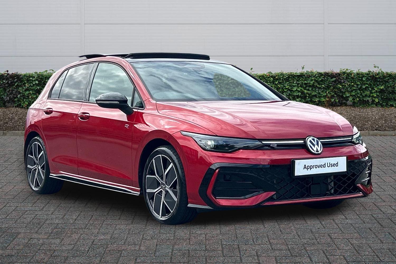 Main listing image - Volkswagen Golf