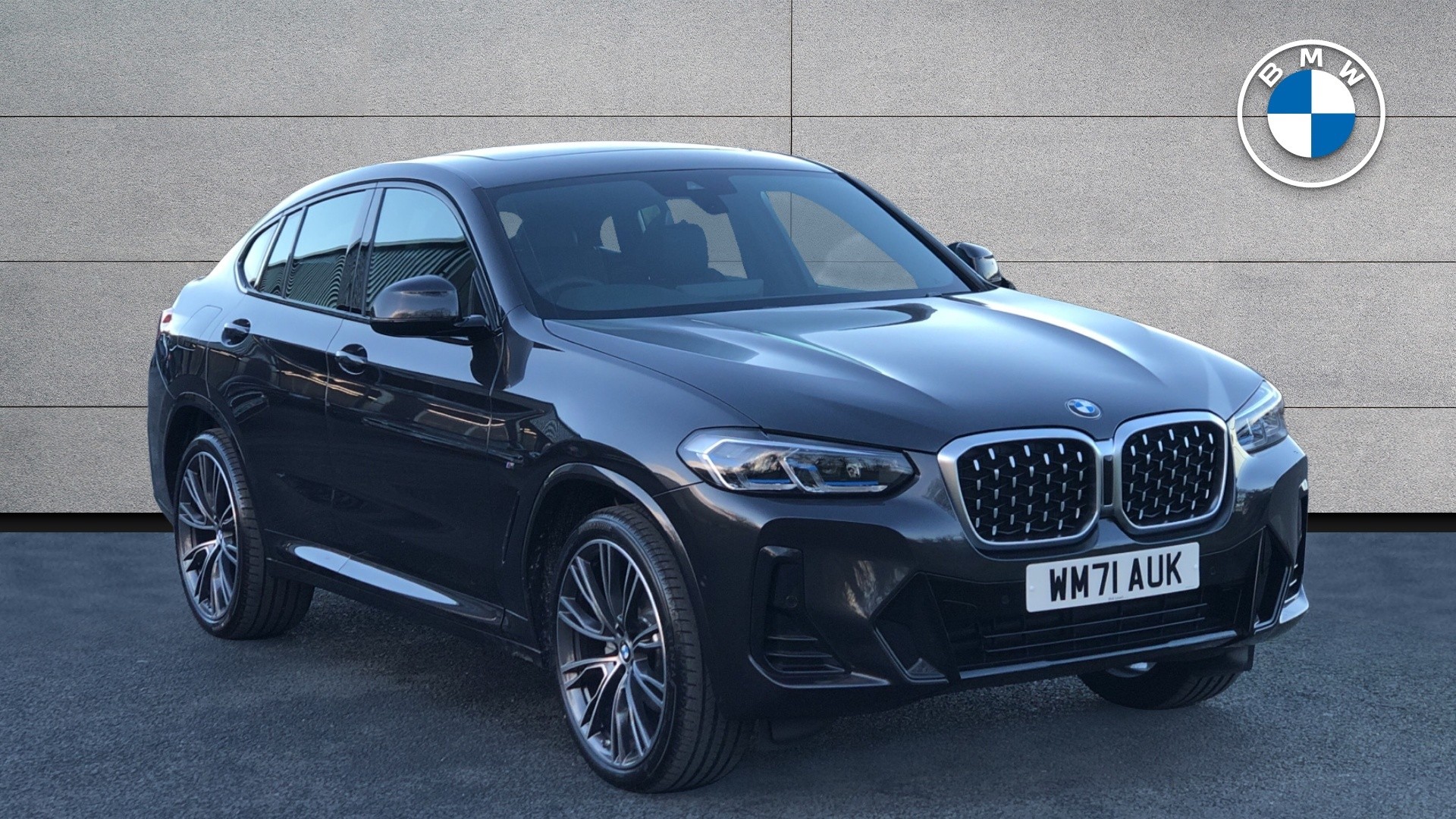 Main listing image - BMW X4