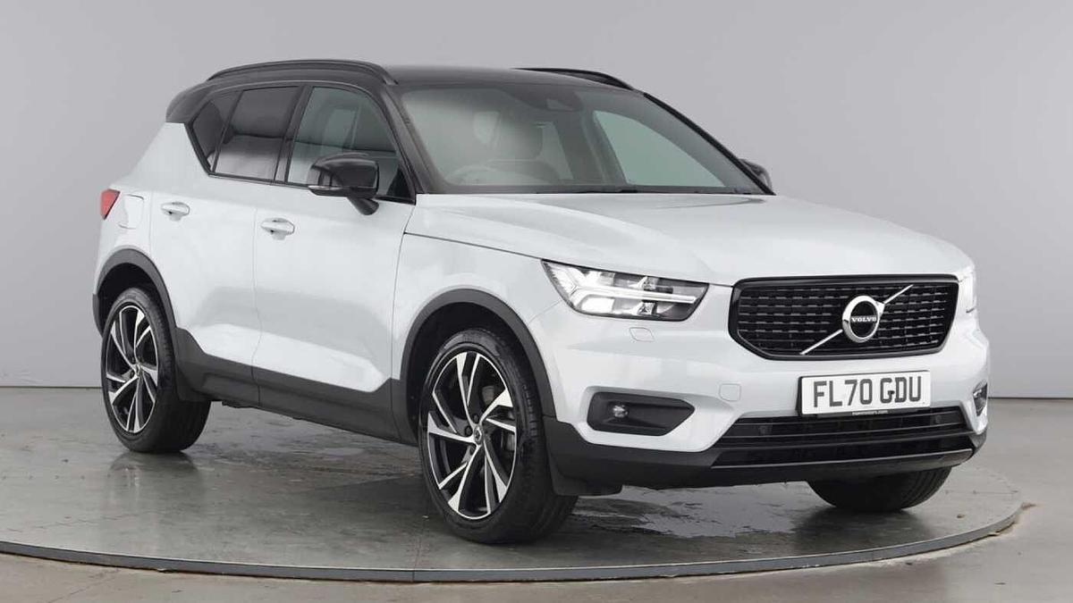 Main listing image - Volvo XC40