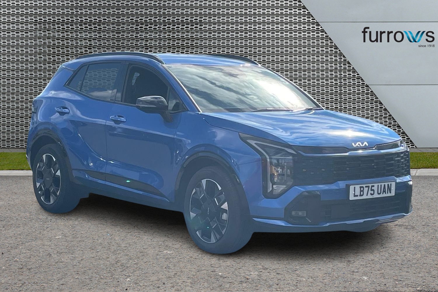 Main listing image - Kia Sportage