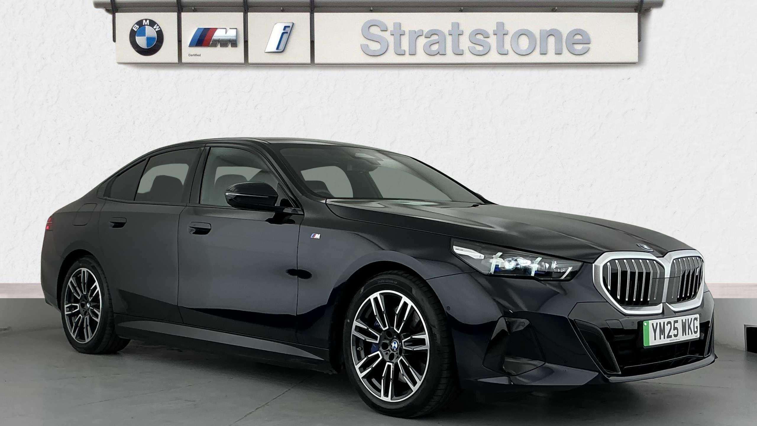 Main listing image - BMW i5
