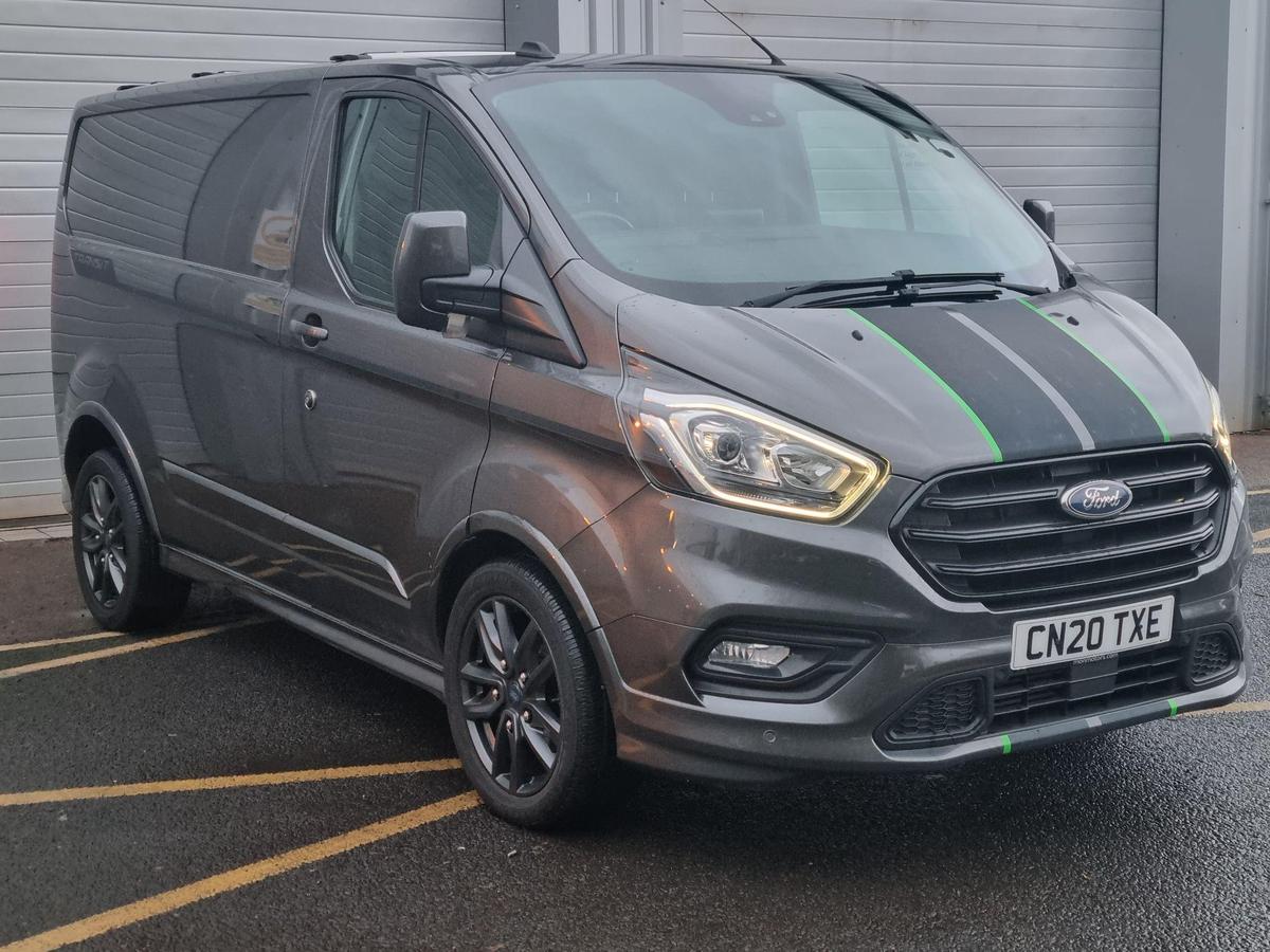 Main listing image - Ford Transit Custom