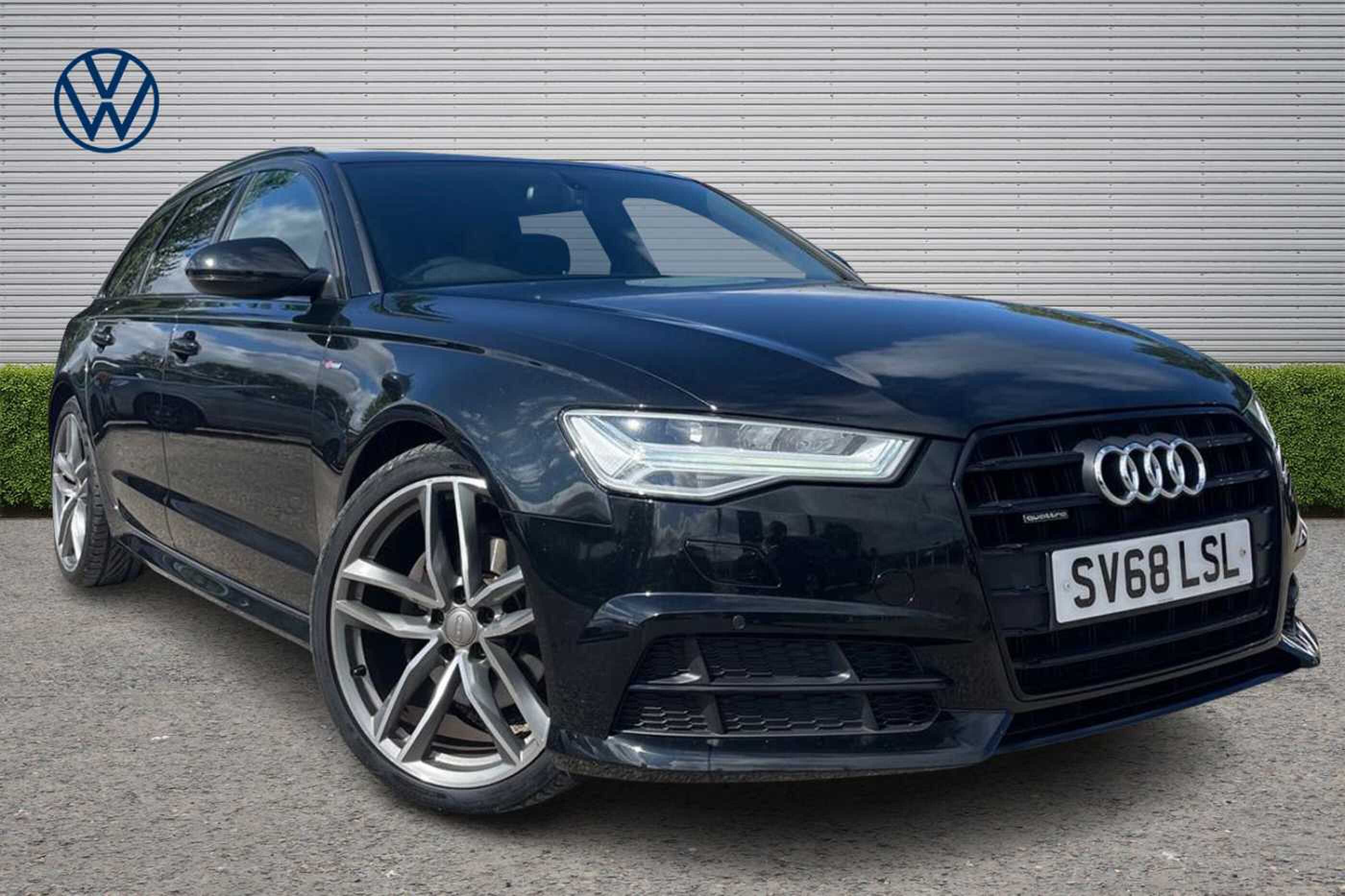 Main listing image - Audi A6