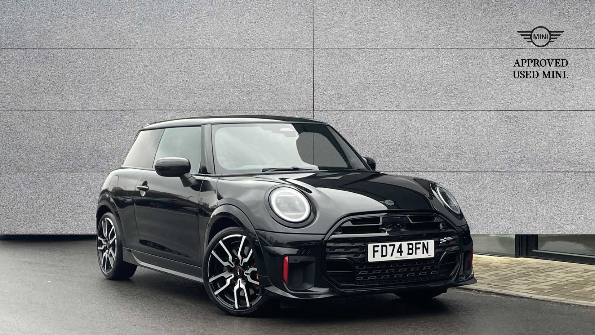 Main listing image - MINI Hatchback