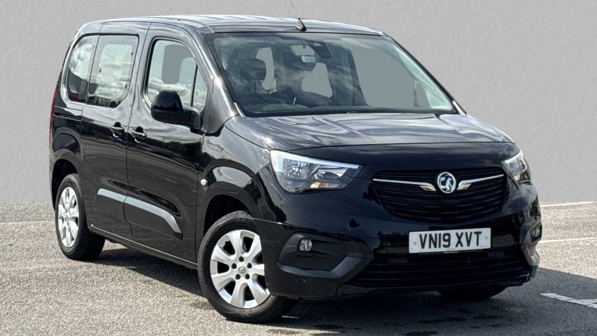 Main listing image - Vauxhall Combo Life