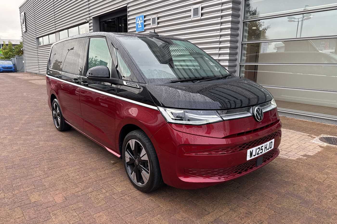 Main listing image - Volkswagen Multivan
