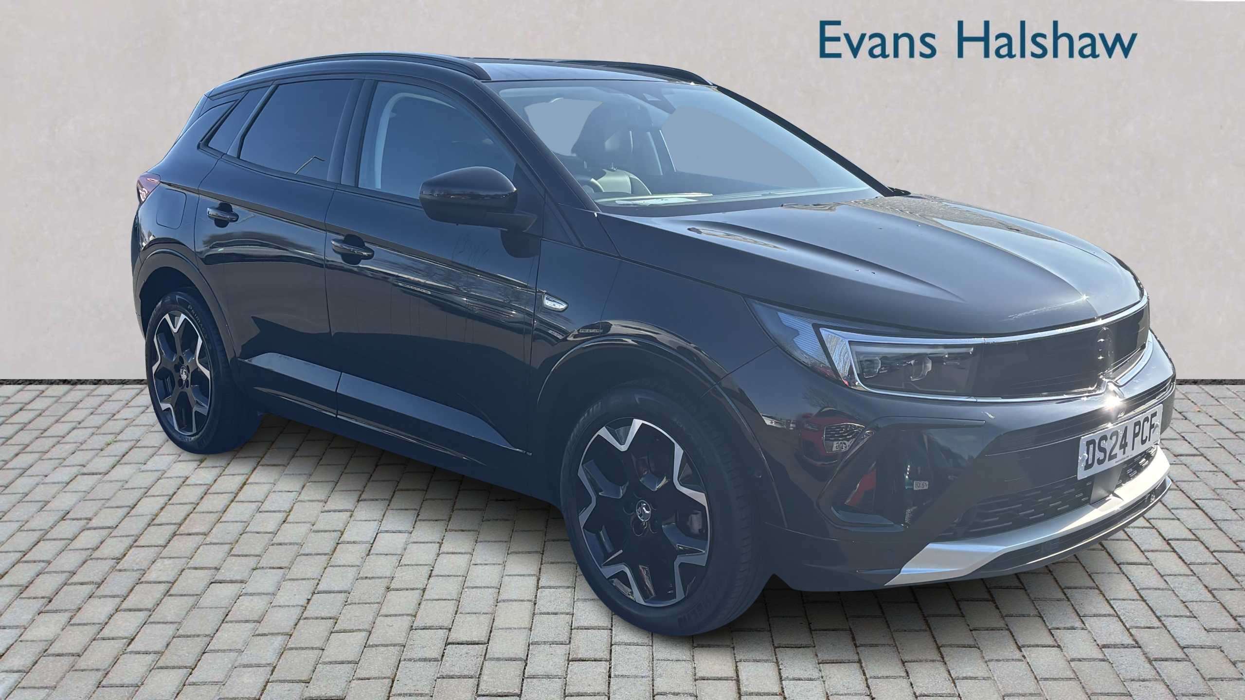 Main listing image - Vauxhall Grandland