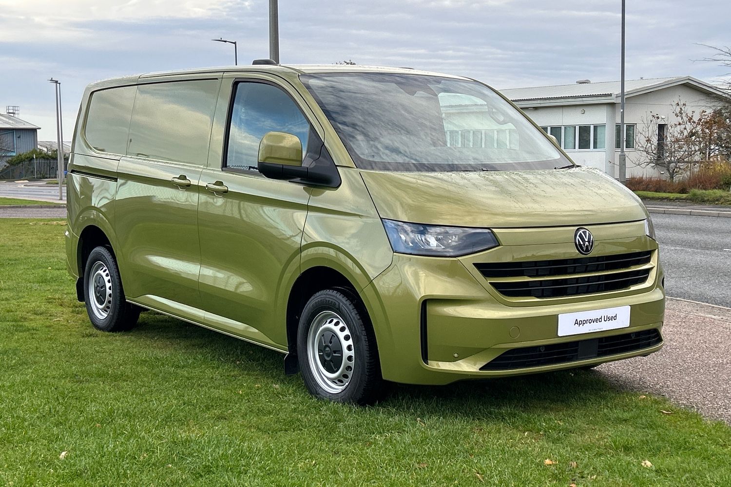 Main listing image - Volkswagen Transporter