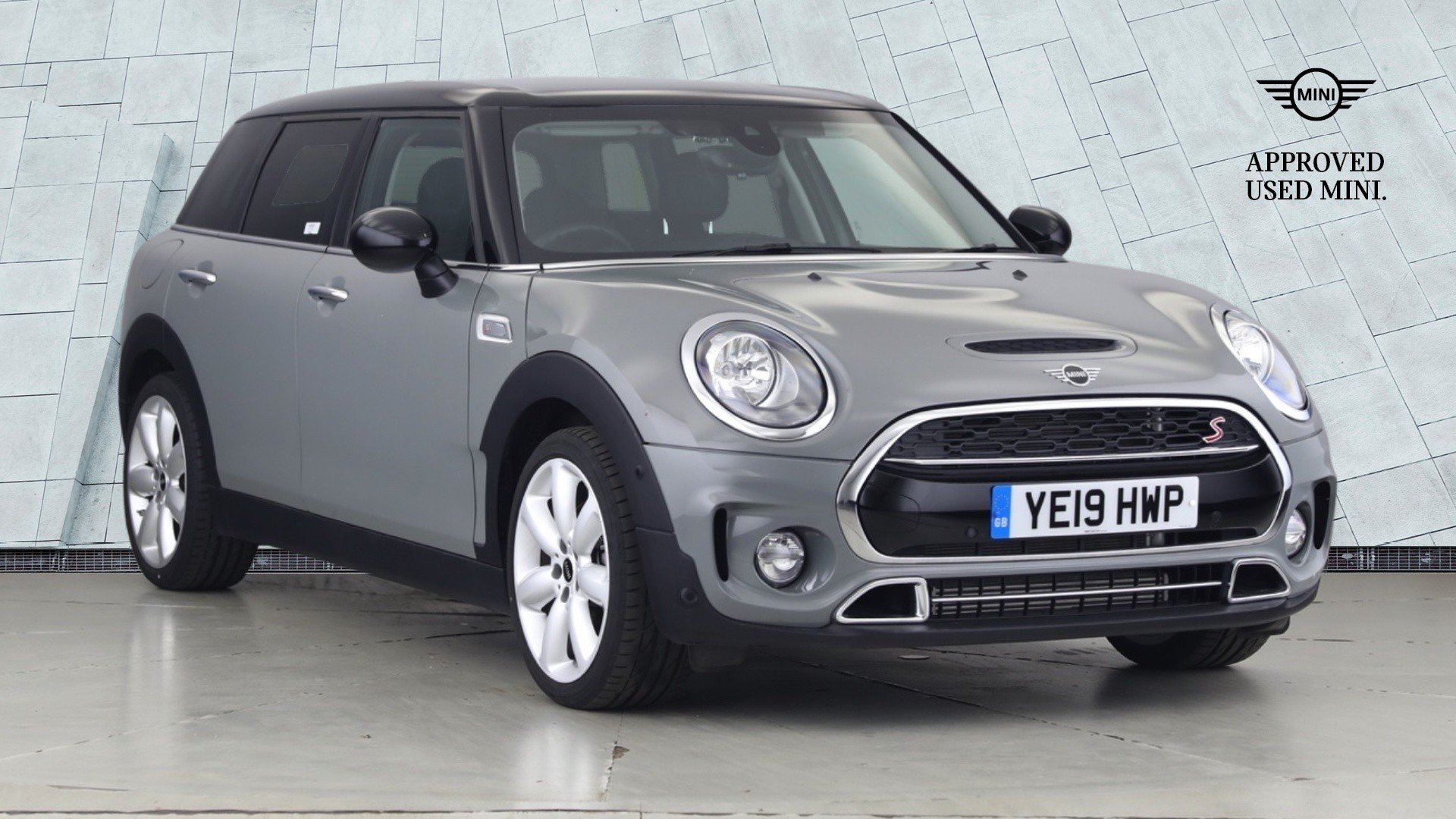 Main listing image - MINI Clubman