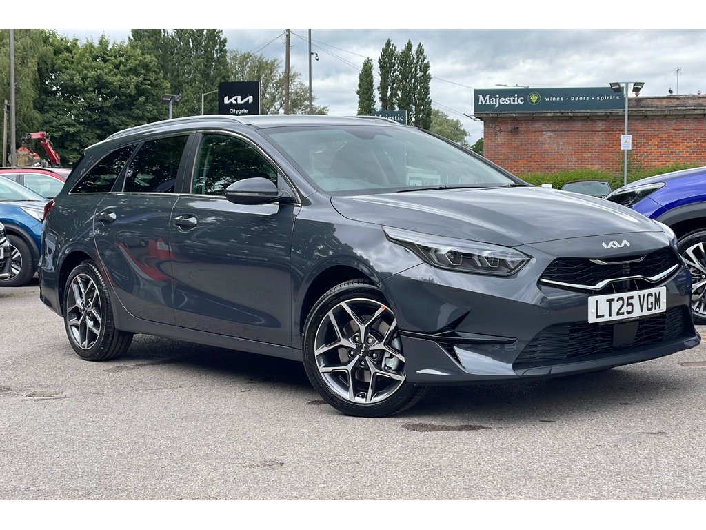 Main listing image - Kia Ceed SW