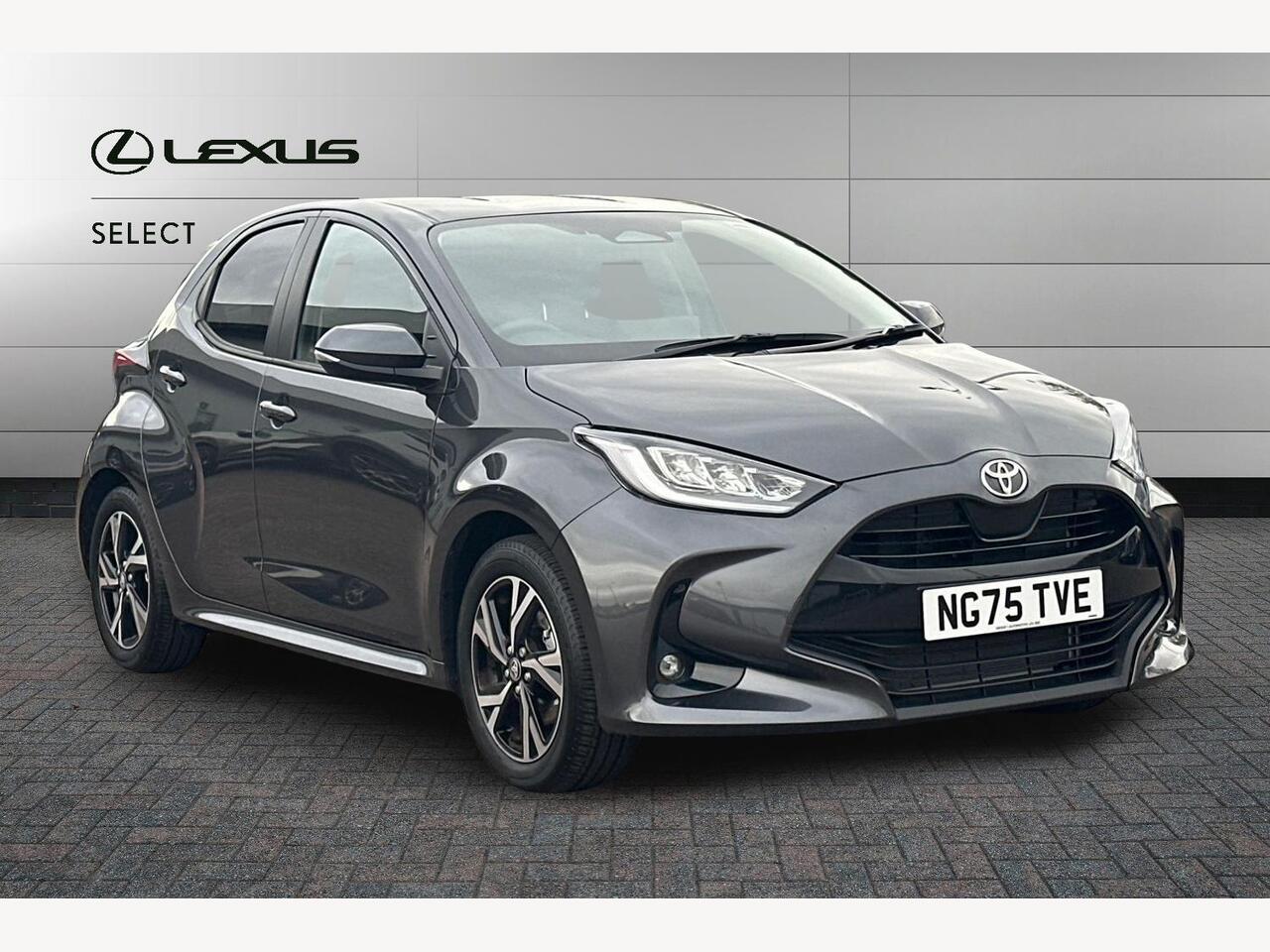 Main listing image - Toyota Yaris