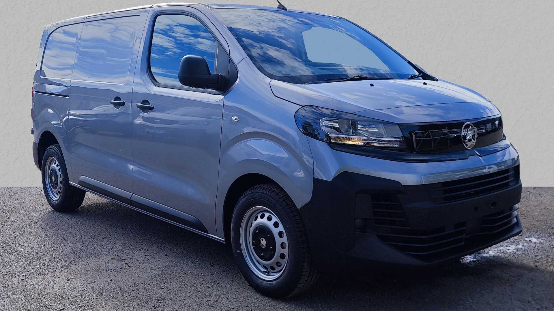 Main listing image - Vauxhall Vivaro