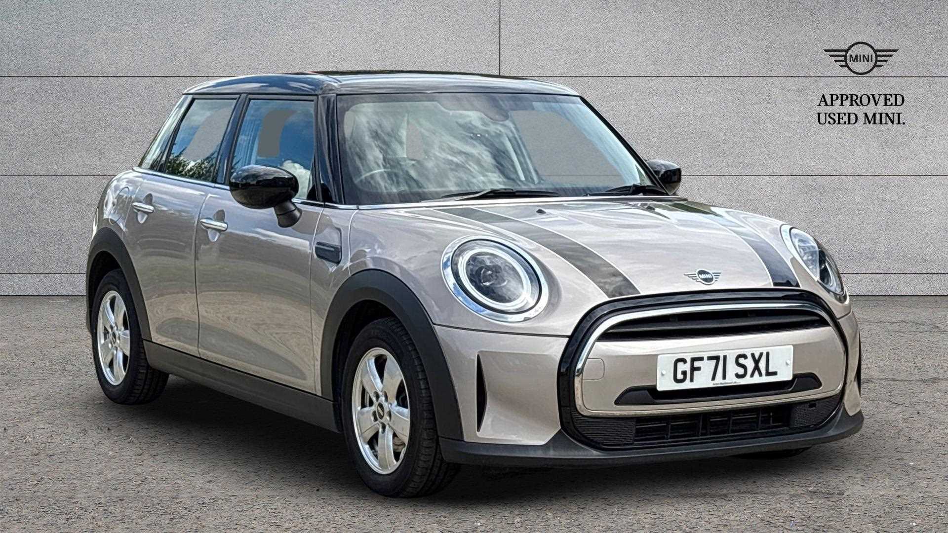 Main listing image - MINI Hatchback 5dr