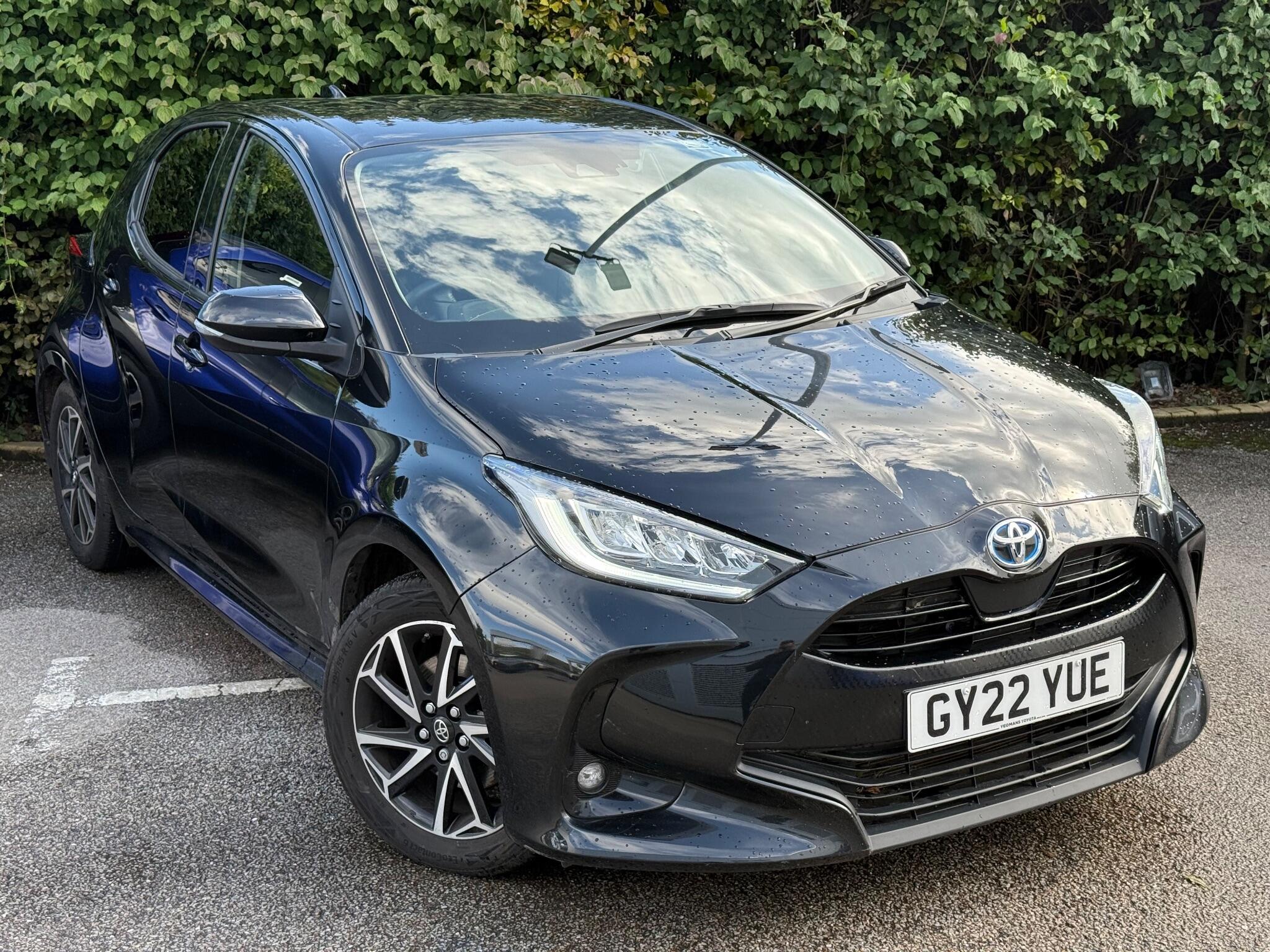 Main listing image - Toyota Yaris