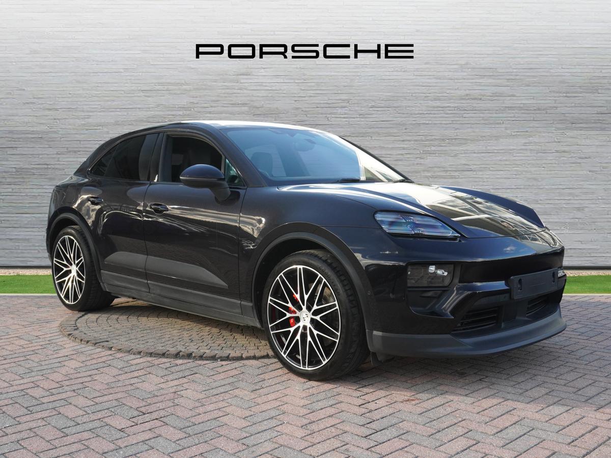 Main listing image - Porsche Macan