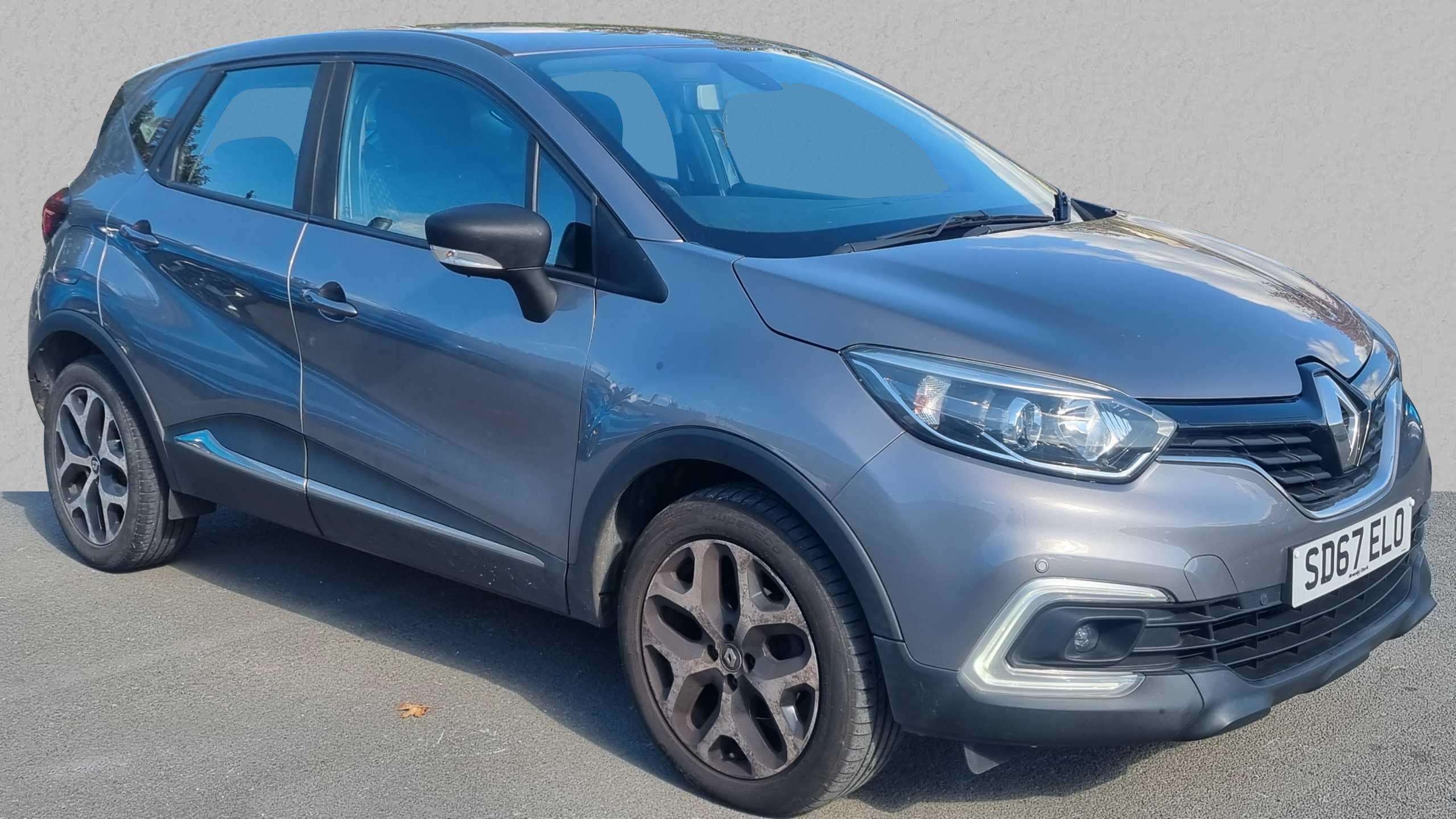 Main listing image - Renault Captur