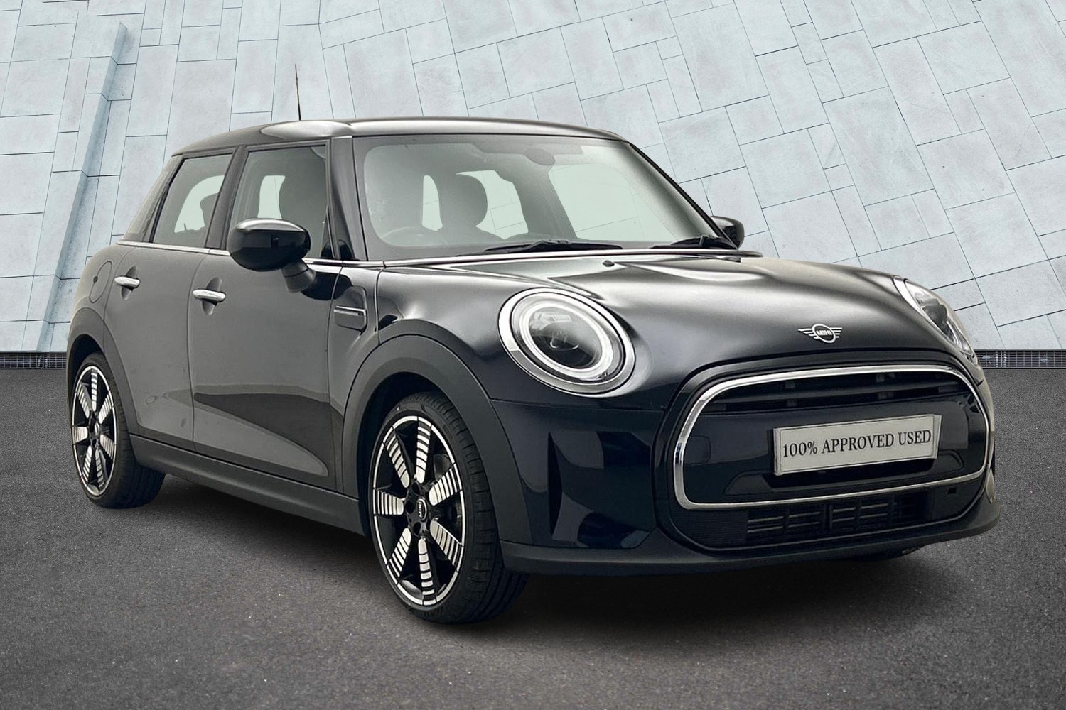Main listing image - MINI Hatchback 5dr