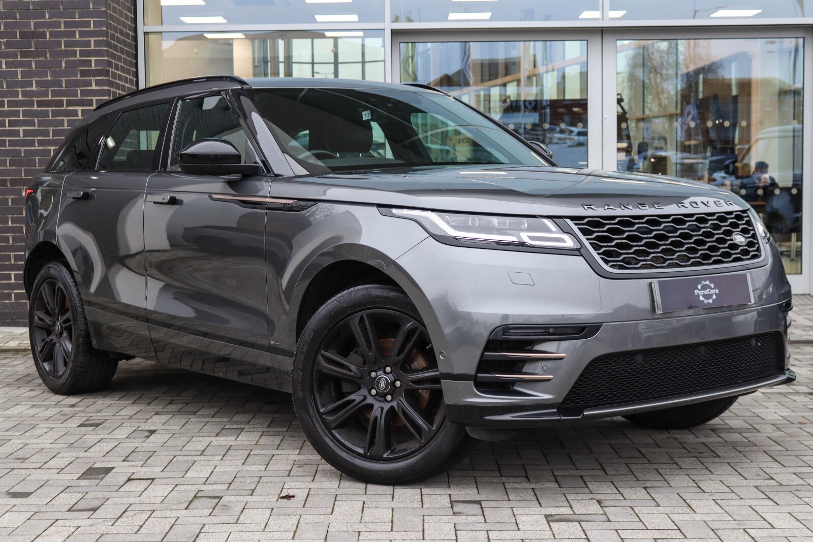 Main listing image - Land Rover Range Rover Velar