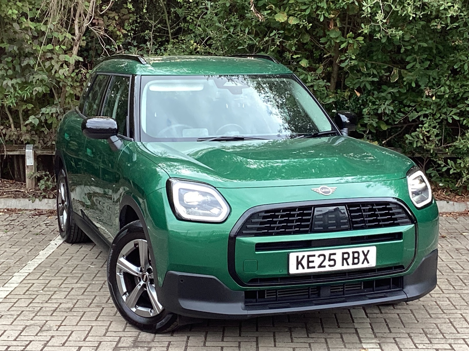 Main listing image - MINI Countryman