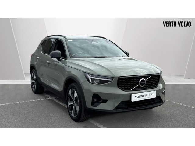 Main listing image - Volvo XC40