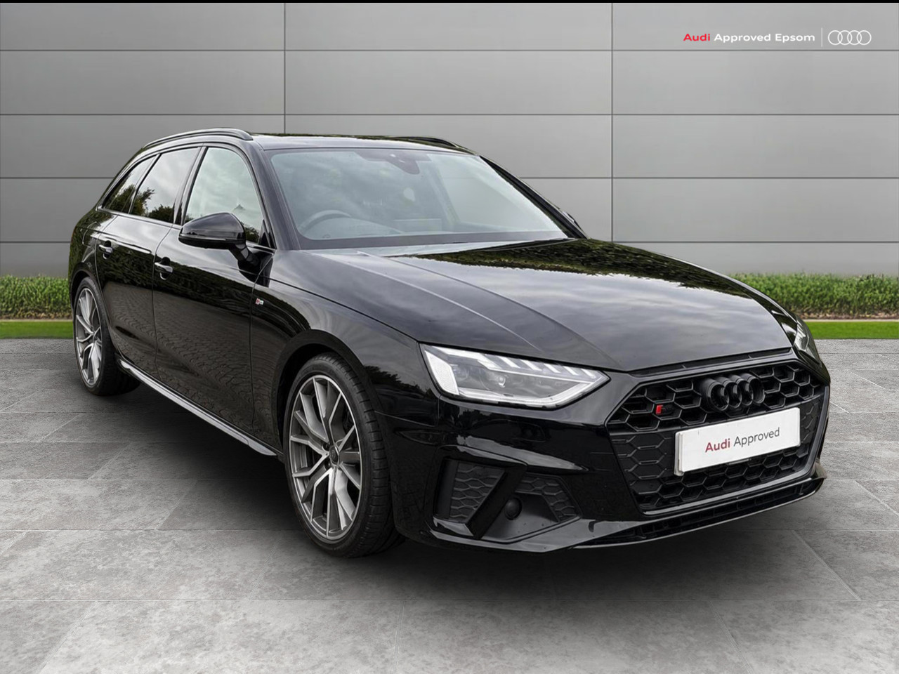 Main listing image - Audi A4