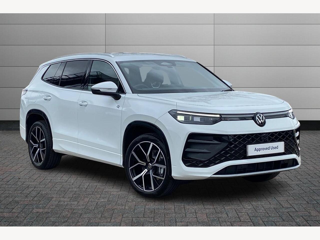Main listing image - Volkswagen Tayron