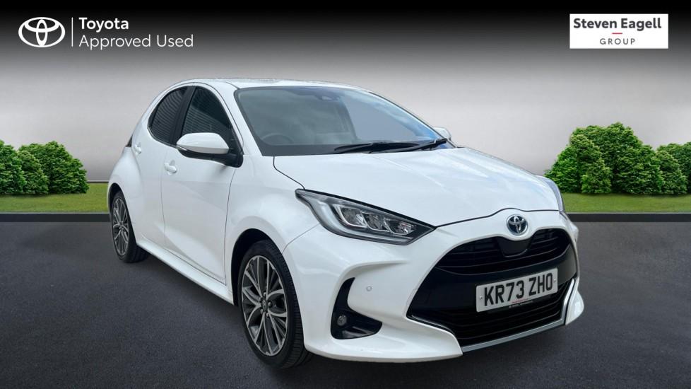 Main listing image - Toyota Yaris