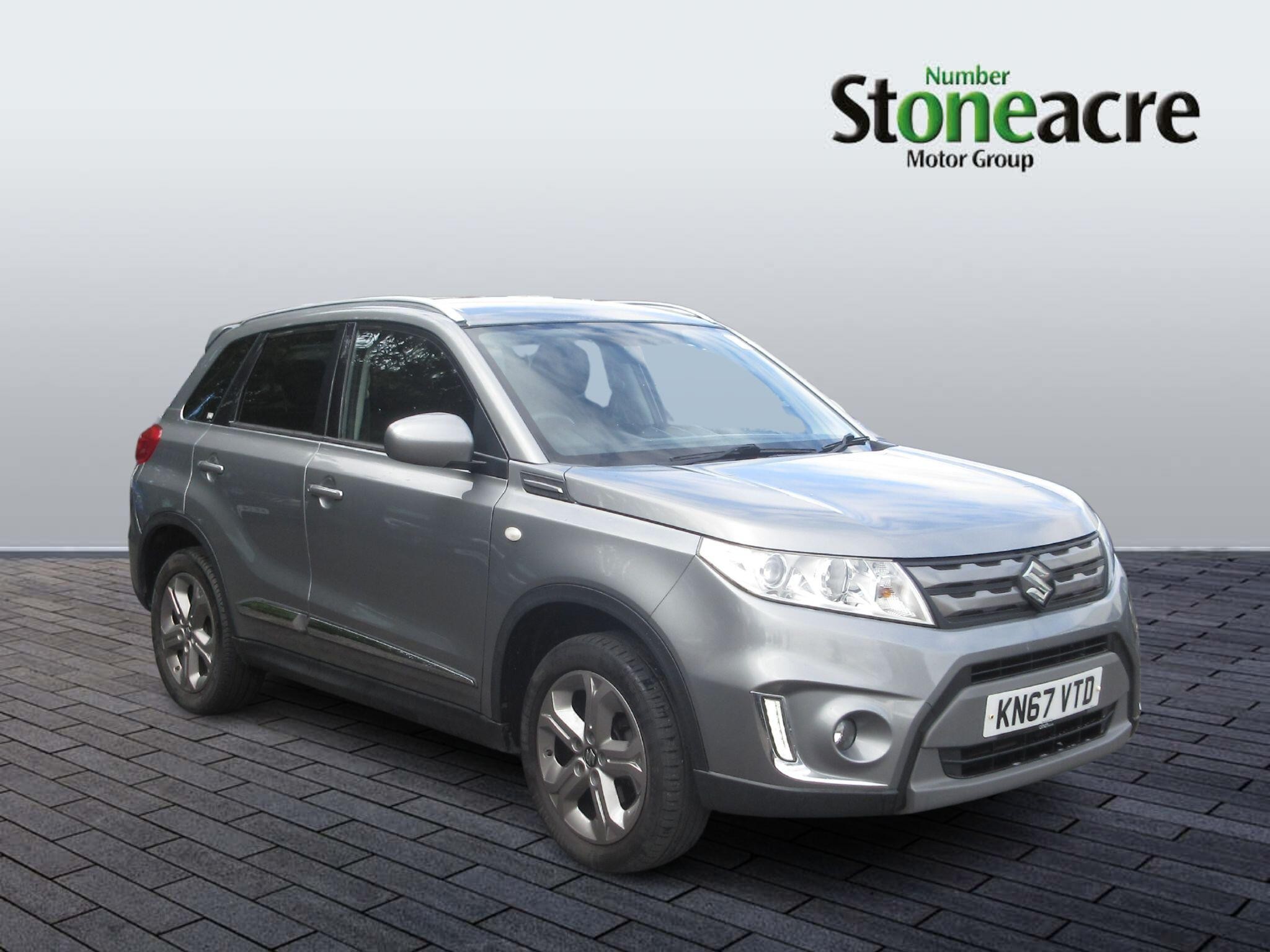Main listing image - Suzuki Vitara