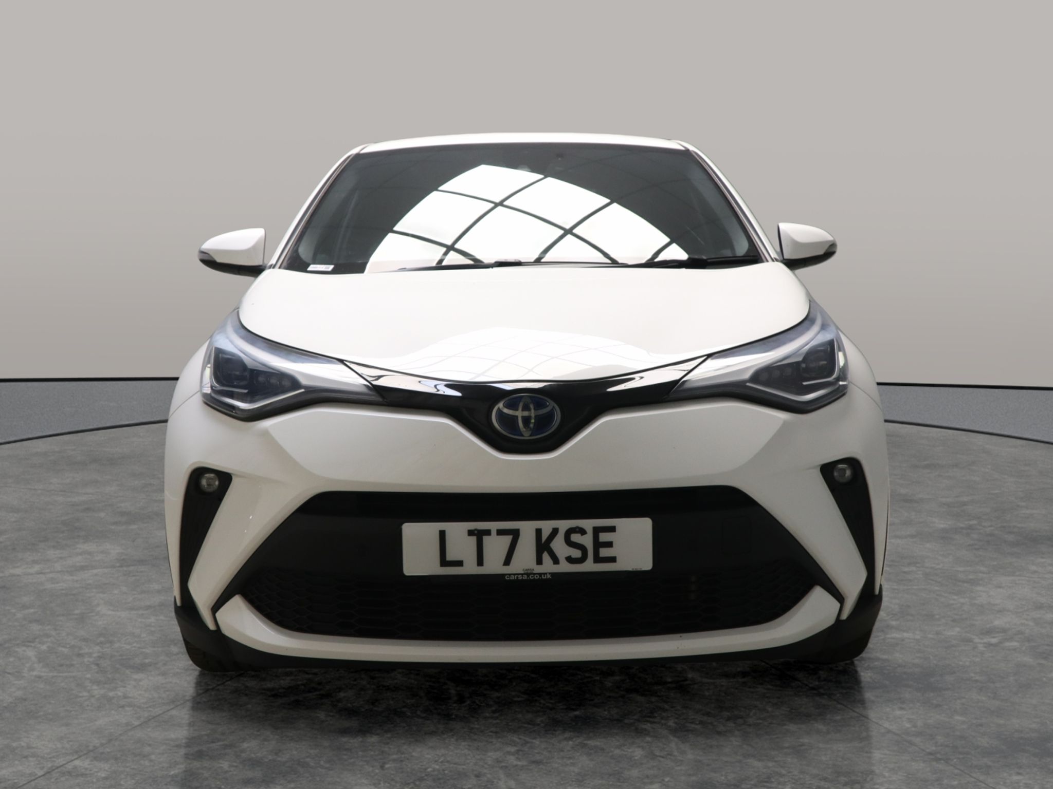 Main listing image - Toyota C-HR