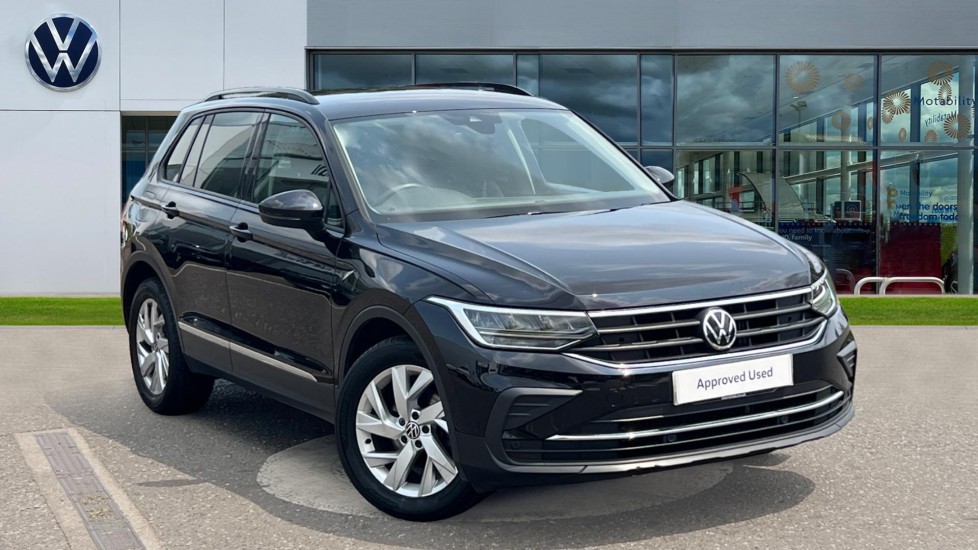 Main listing image - Volkswagen Tiguan