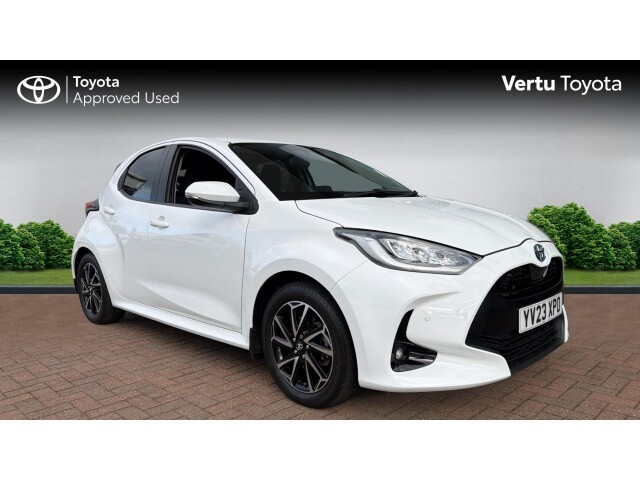 Main listing image - Toyota Yaris