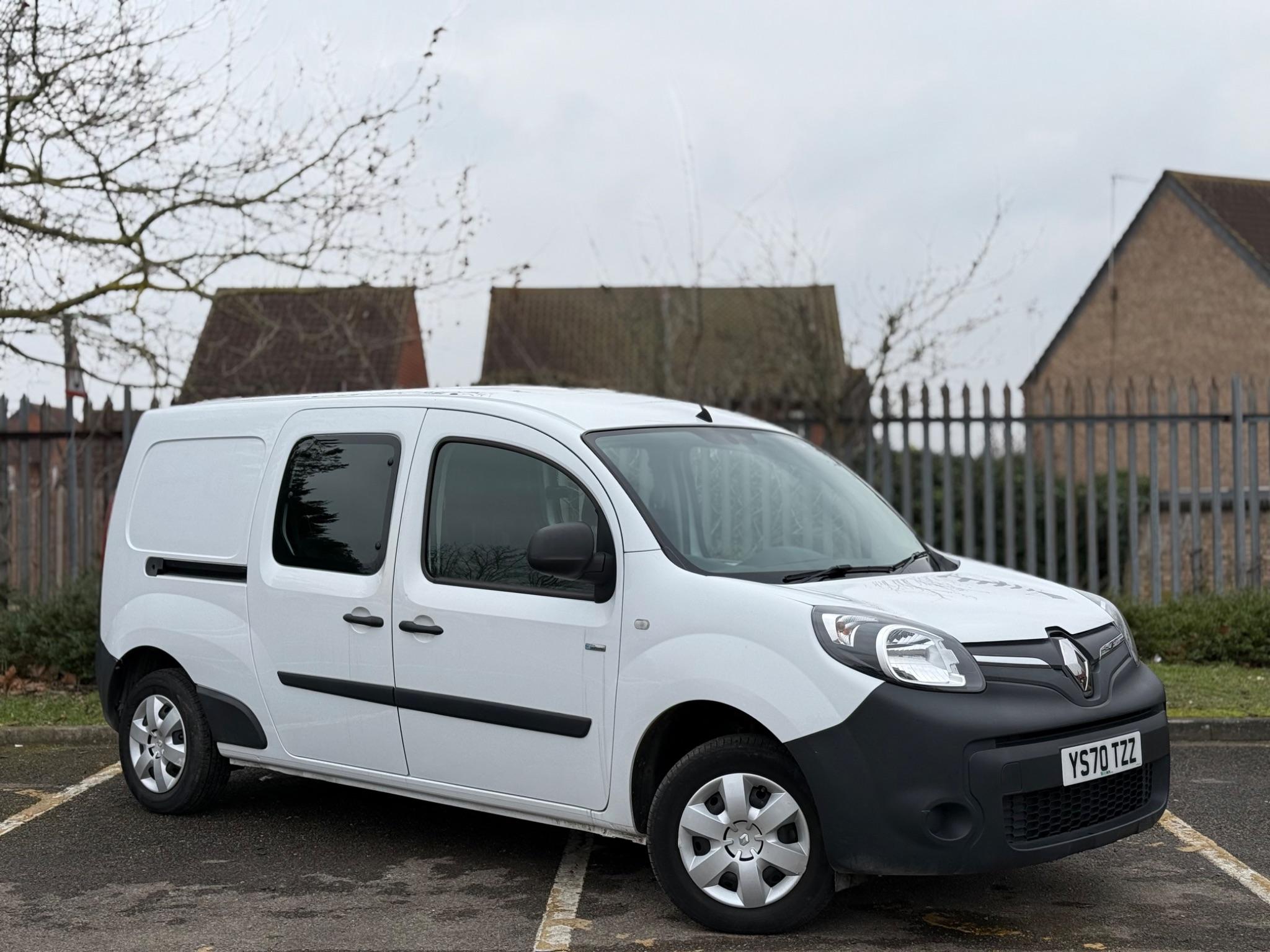 Main listing image - Renault Kangoo E-Tech