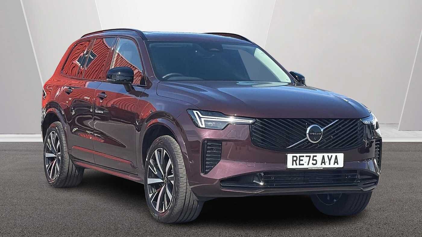 Main listing image - Volvo XC90