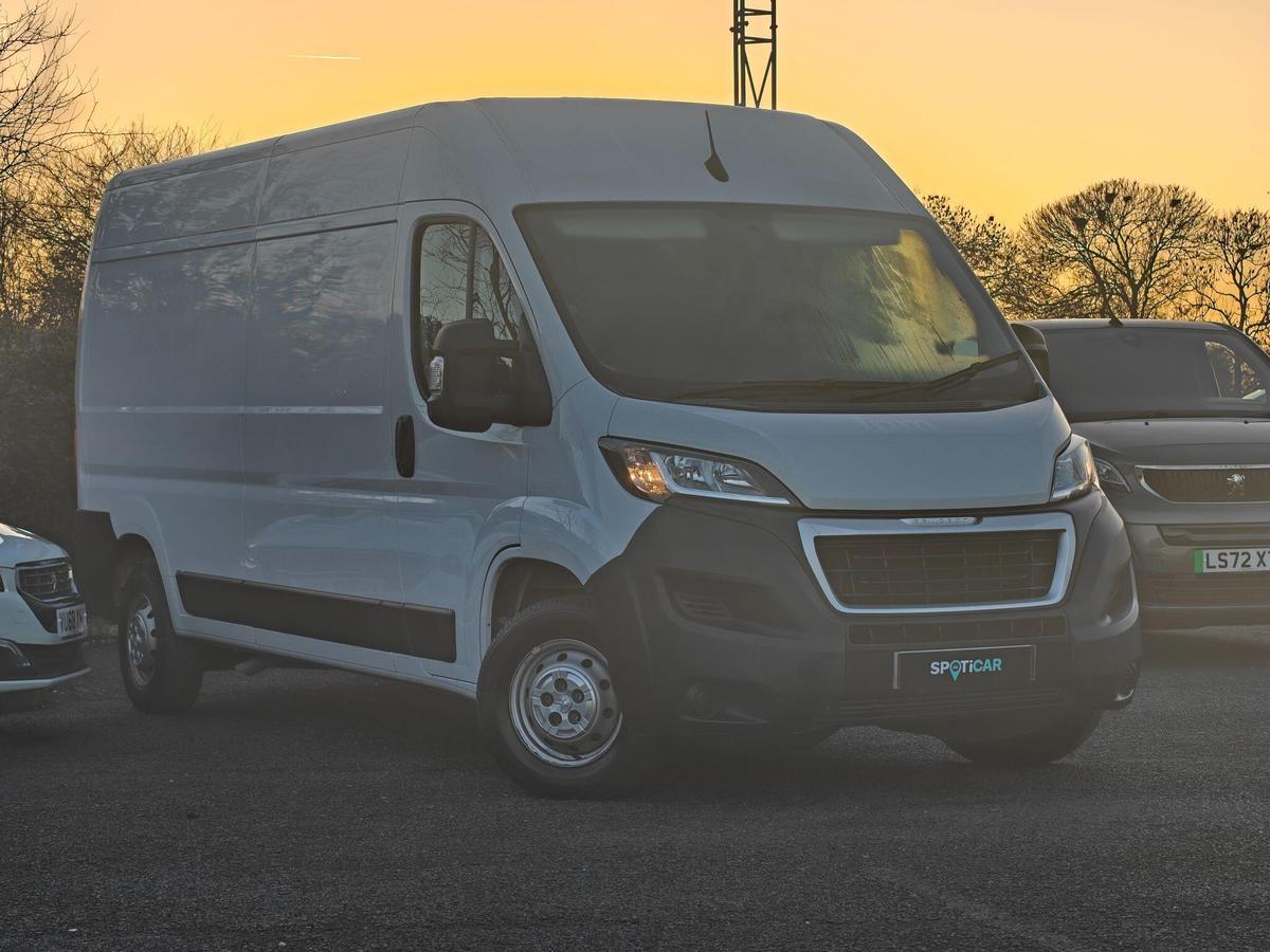 Main listing image - Peugeot Boxer