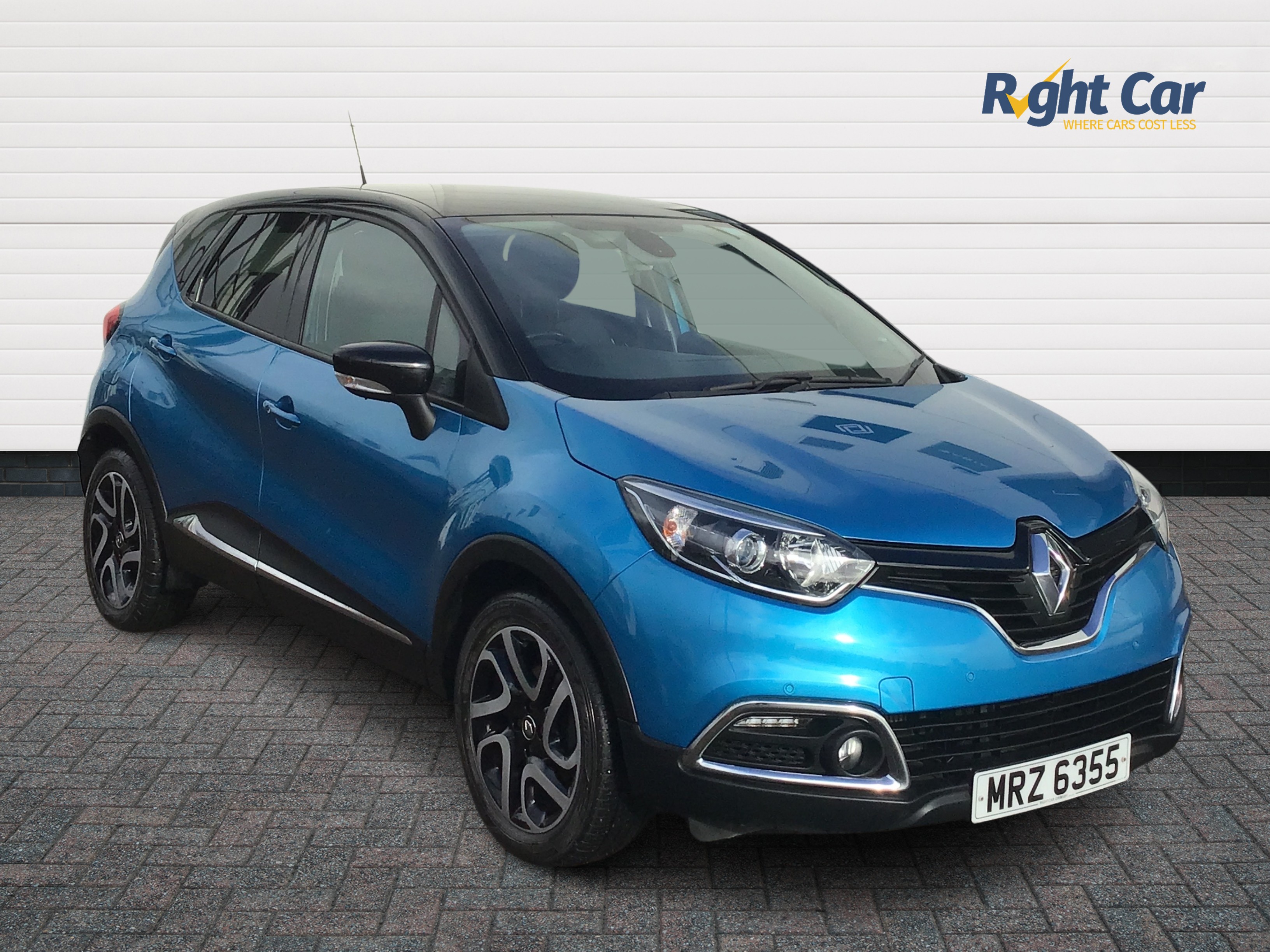 Main listing image - Renault Captur