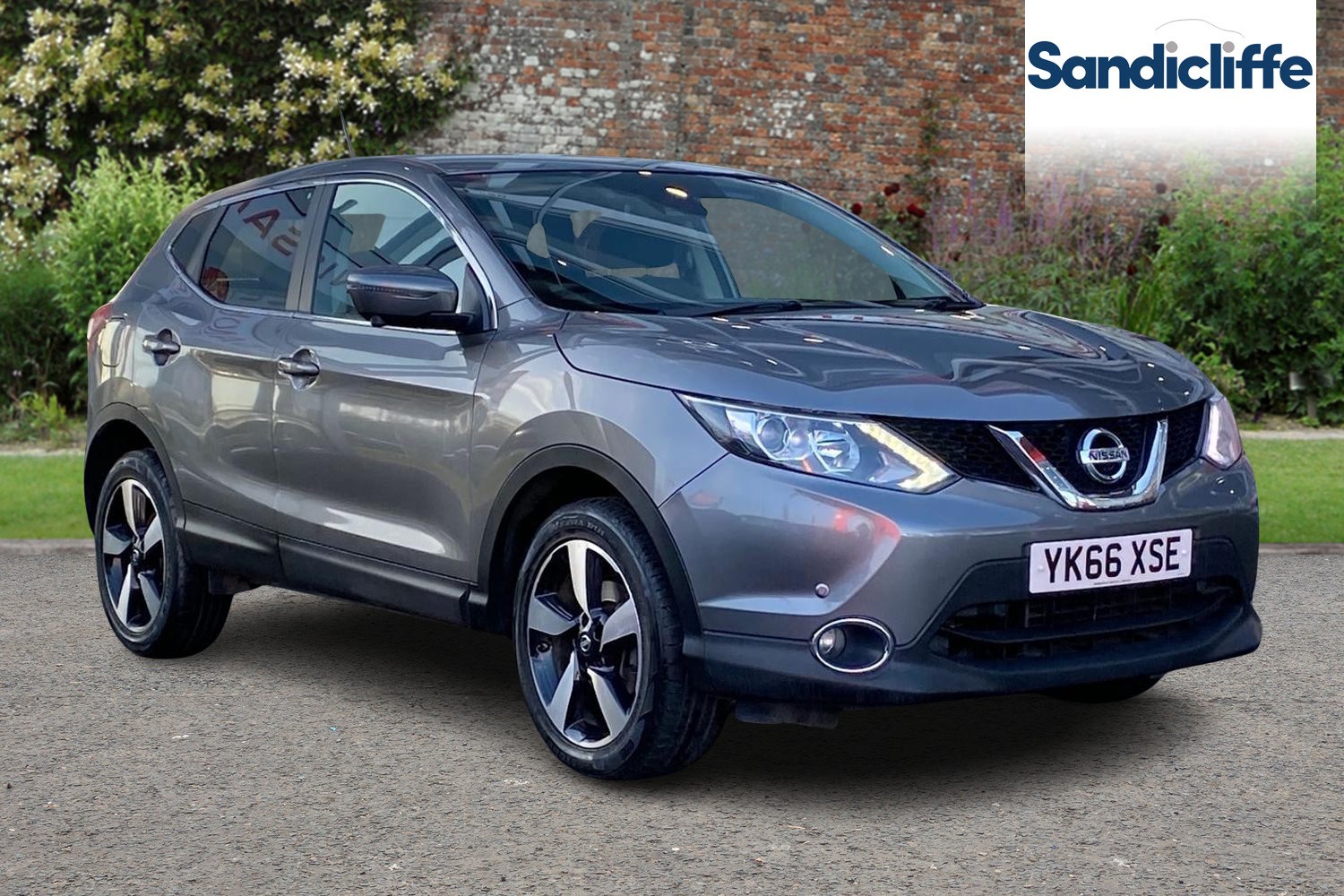 Main listing image - Nissan Qashqai