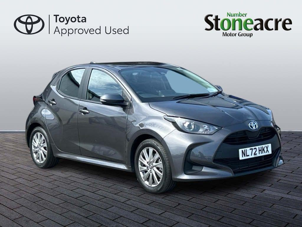 Main listing image - Toyota Yaris