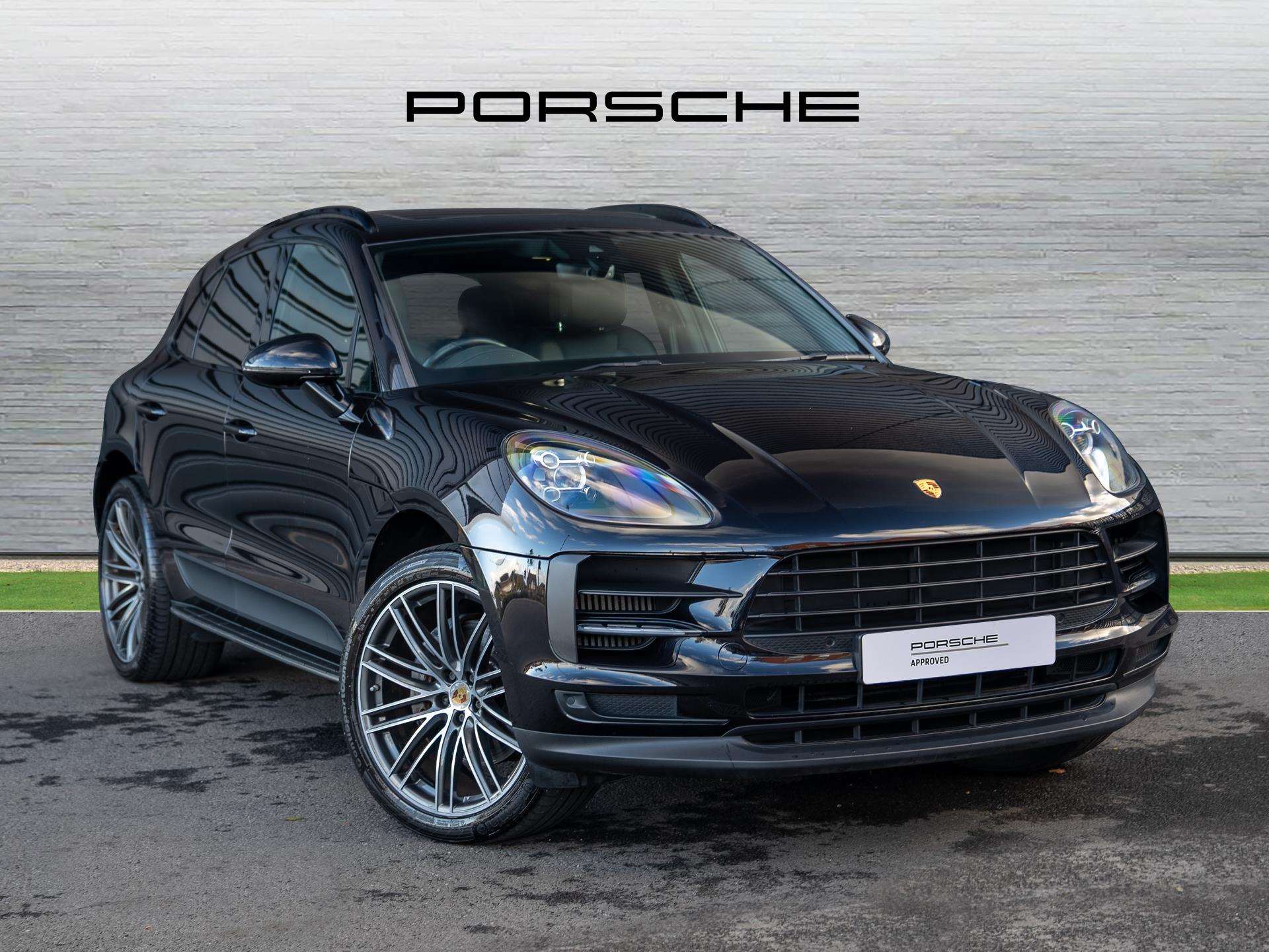 Main listing image - Porsche Macan