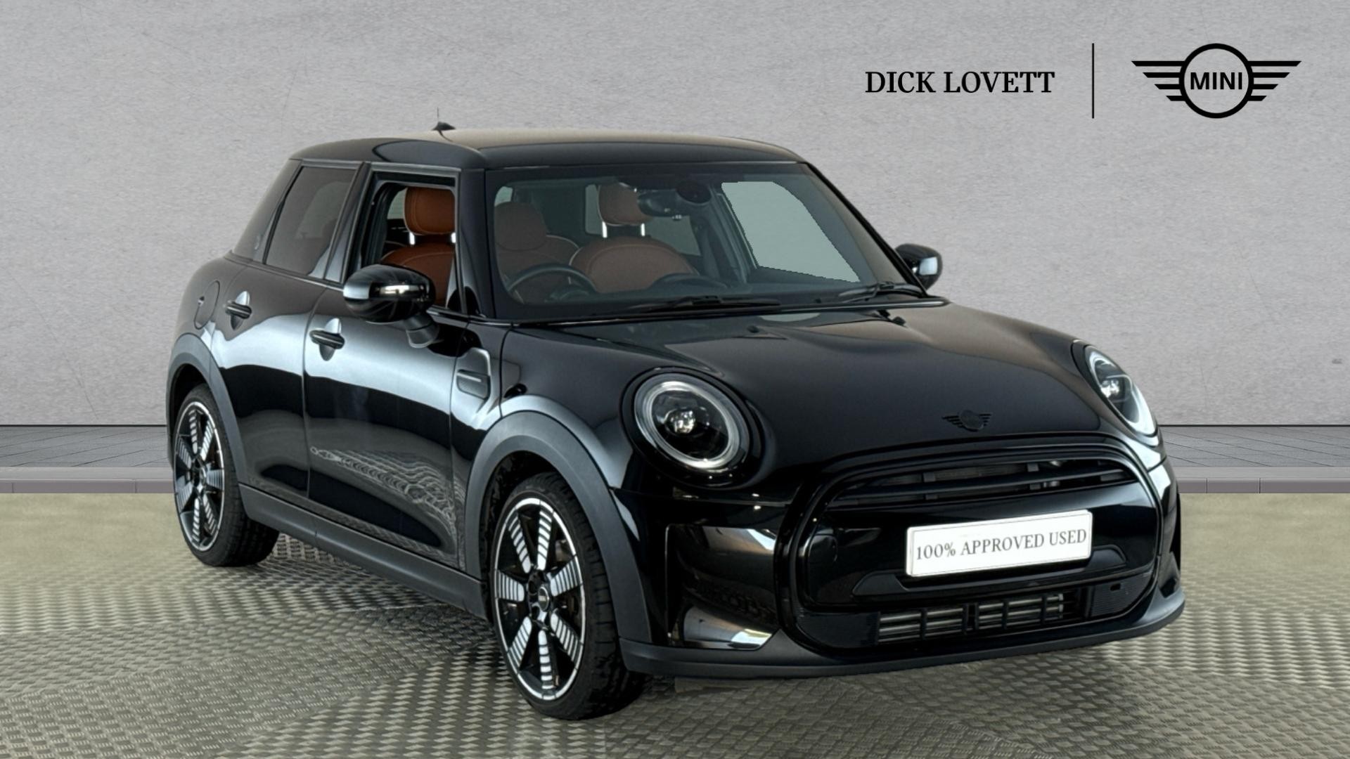 Main listing image - MINI Hatchback 5dr