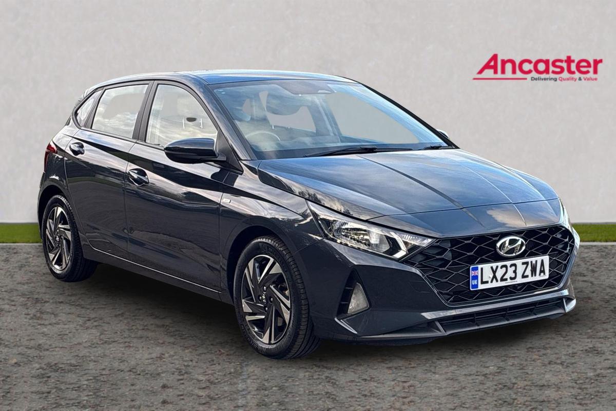 Main listing image - Hyundai i20
