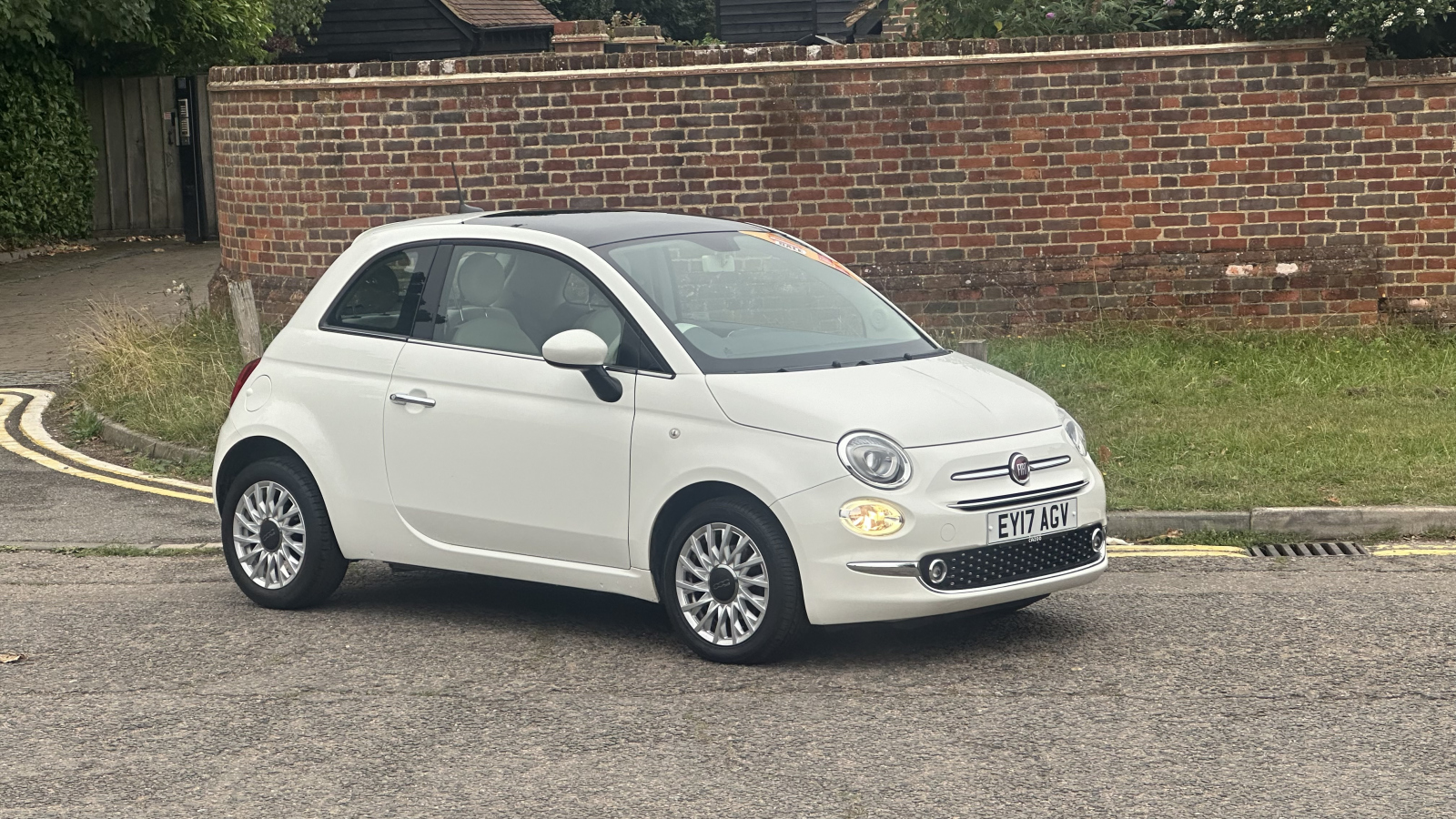 Main listing image - Fiat 500