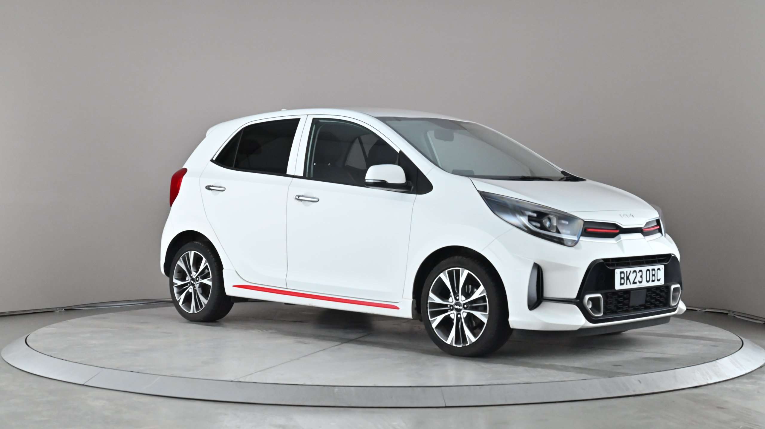 Main listing image - Kia Picanto