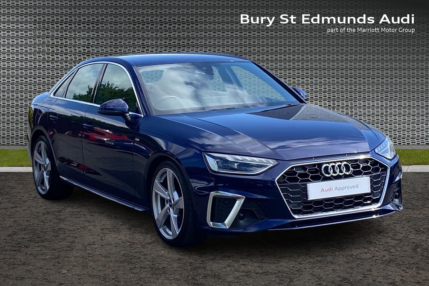 Main listing image - Audi A4