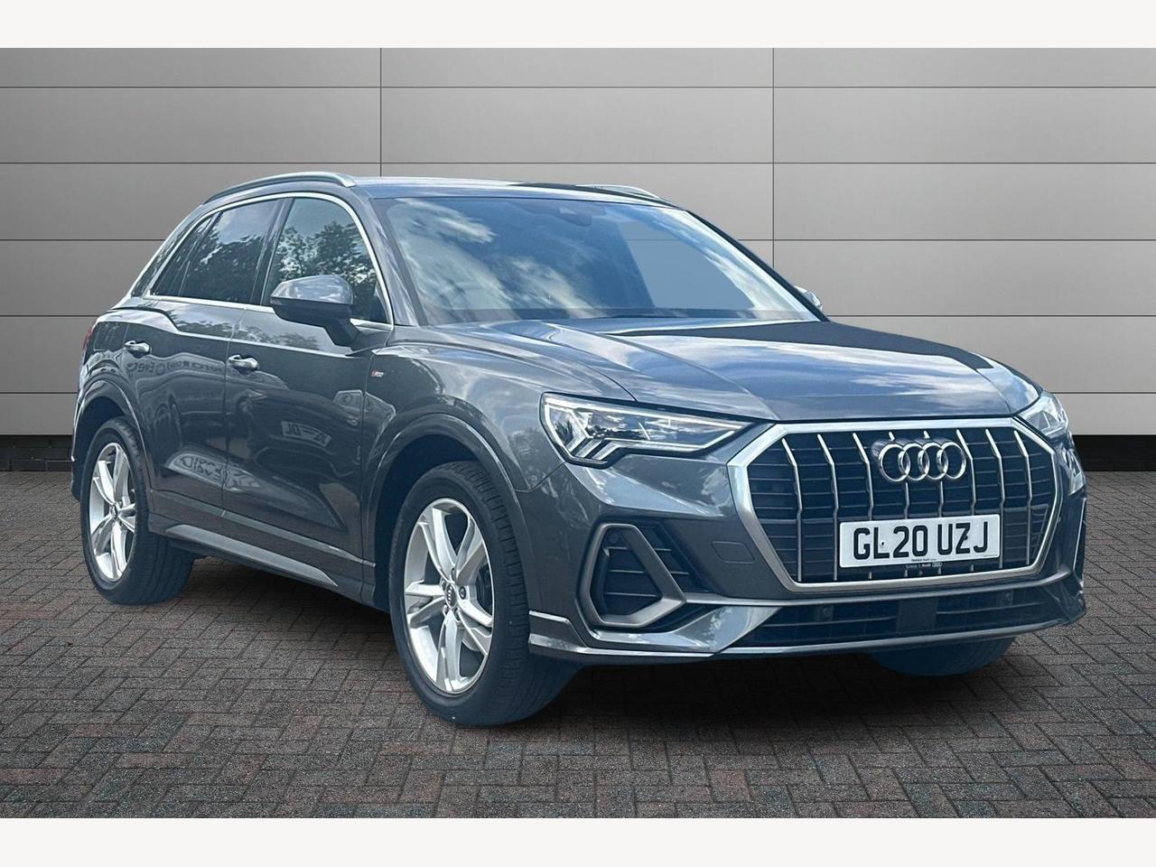 Main listing image - Audi Q3