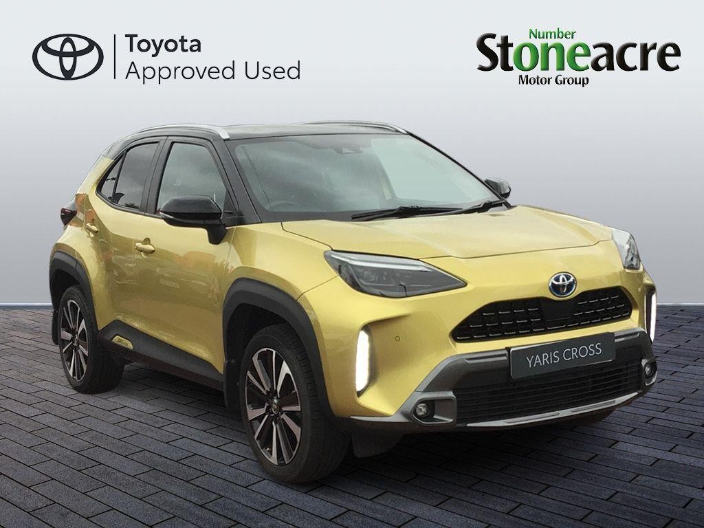 Main listing image - Toyota Yaris Cross