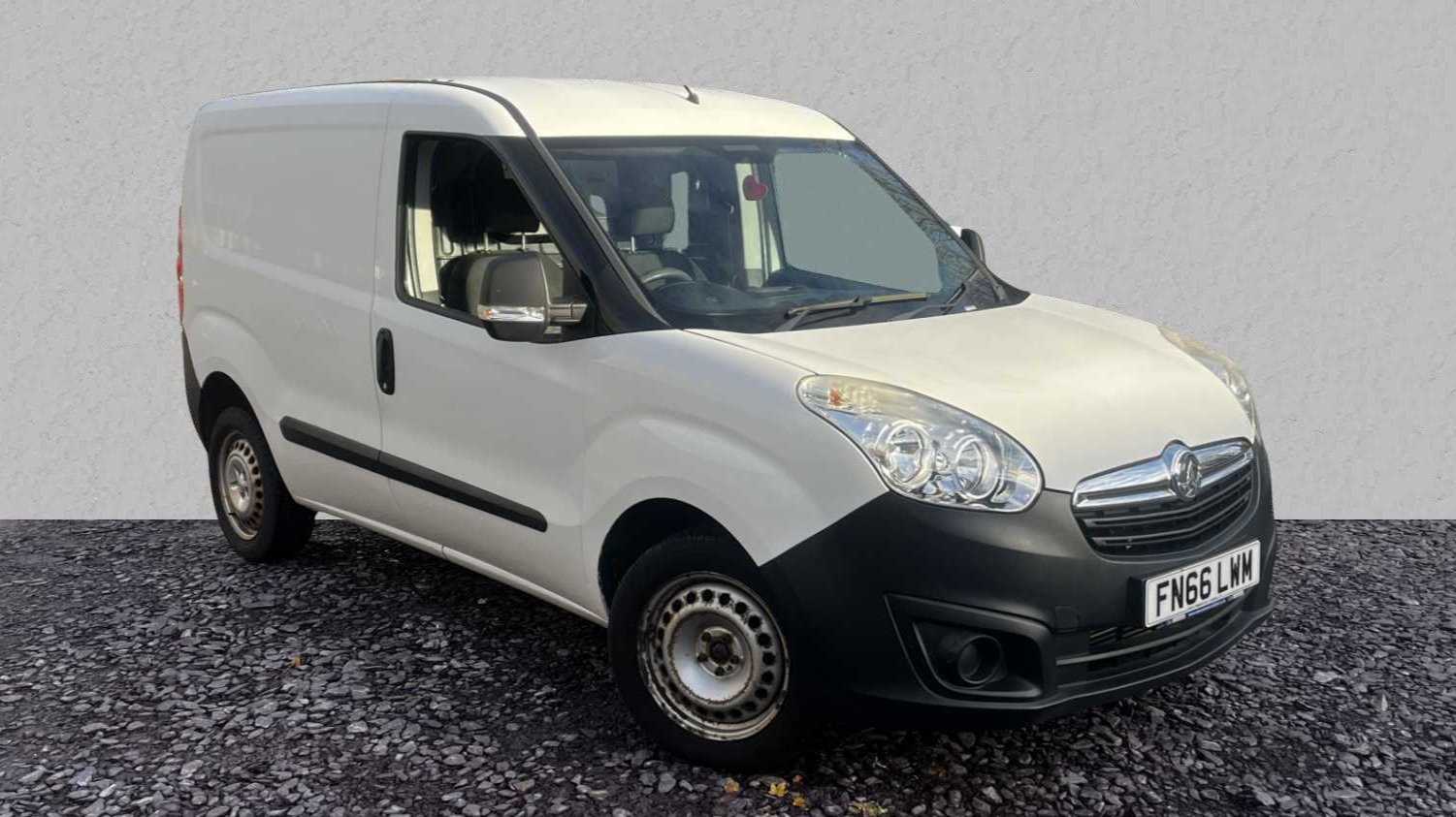 Main listing image - Vauxhall Combo